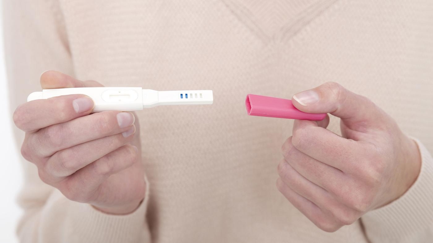 False-pregnancy-test-reading